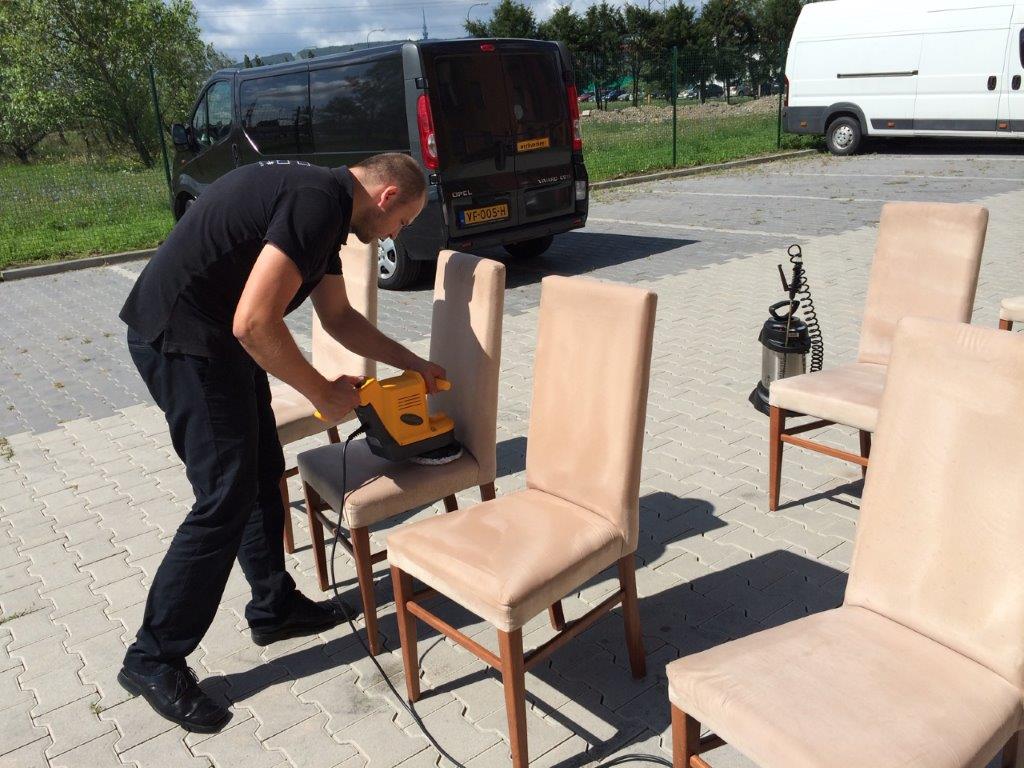Upholstery cleaning yacht